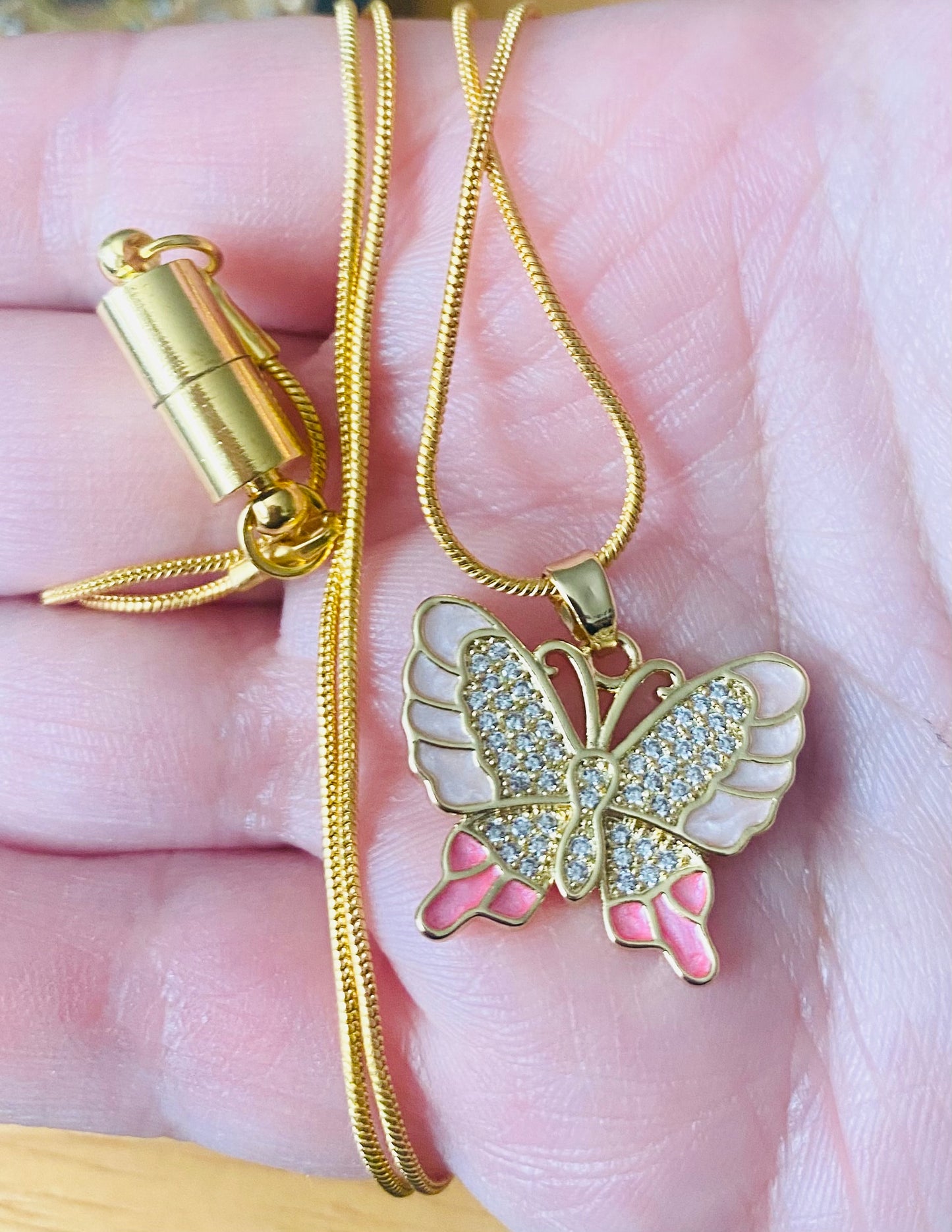 Pretty Butterfly Necklace