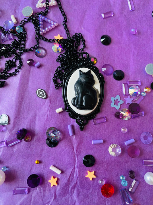 Cat Cameo Necklace